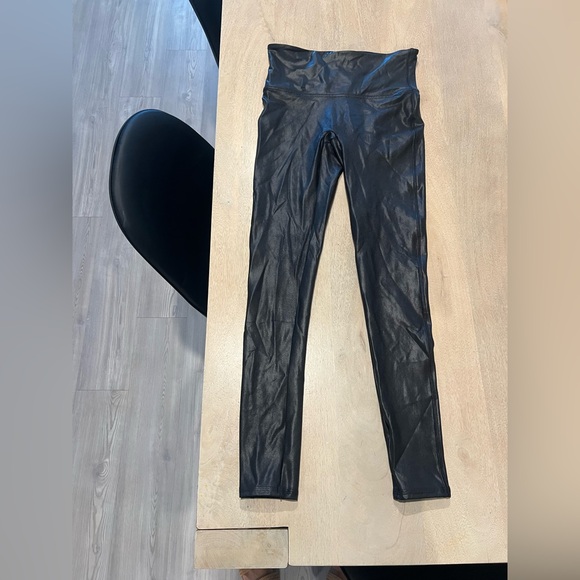 Spanx Faux Leather Leggings - Picture 3 of 5